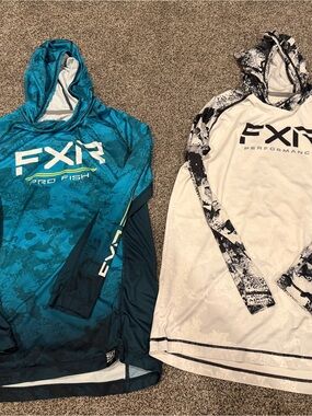 FXR Performance Hooded Fishing Shirts - Teal & White YOUTH L